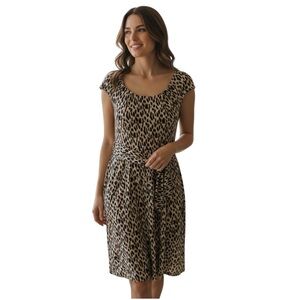 Tahari Arthur S Levine Leopard Print Sheath Dress Size 8 Elegant